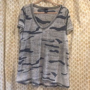 Camo Short Sleeve V-Neck T-Shirt